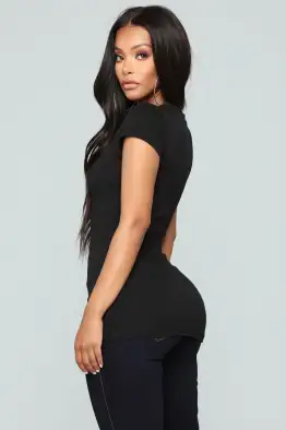 Carla Basic V Tee(Black,XS)