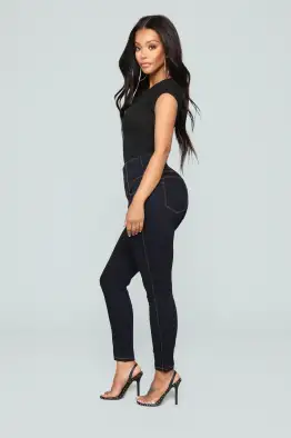 Carla Basic V Tee(Black,XS)
